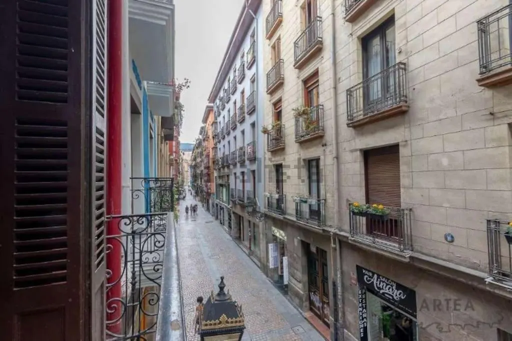 Apartamento En El Centro De Bilbao. Casco Viejo联系方式